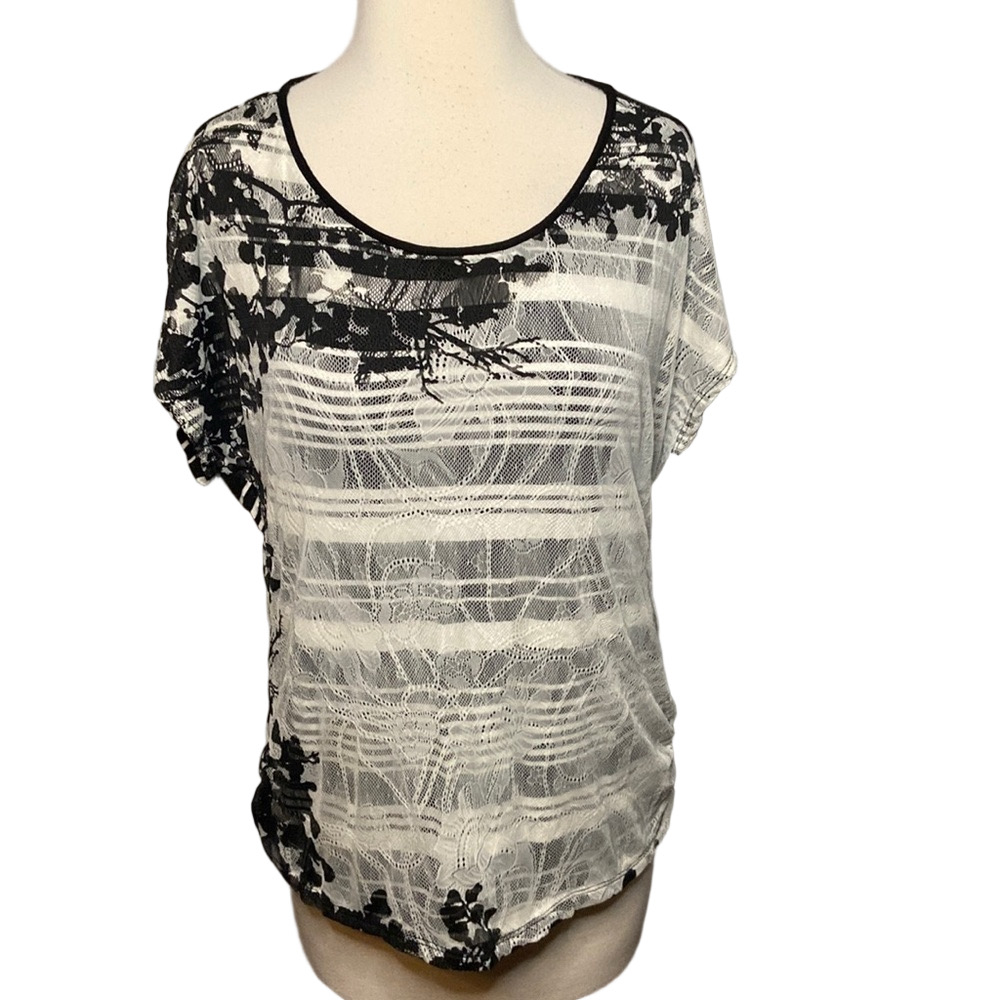 Vanilla Sugar Cap Sleeve Top Stripes Lace Overlay Black White M